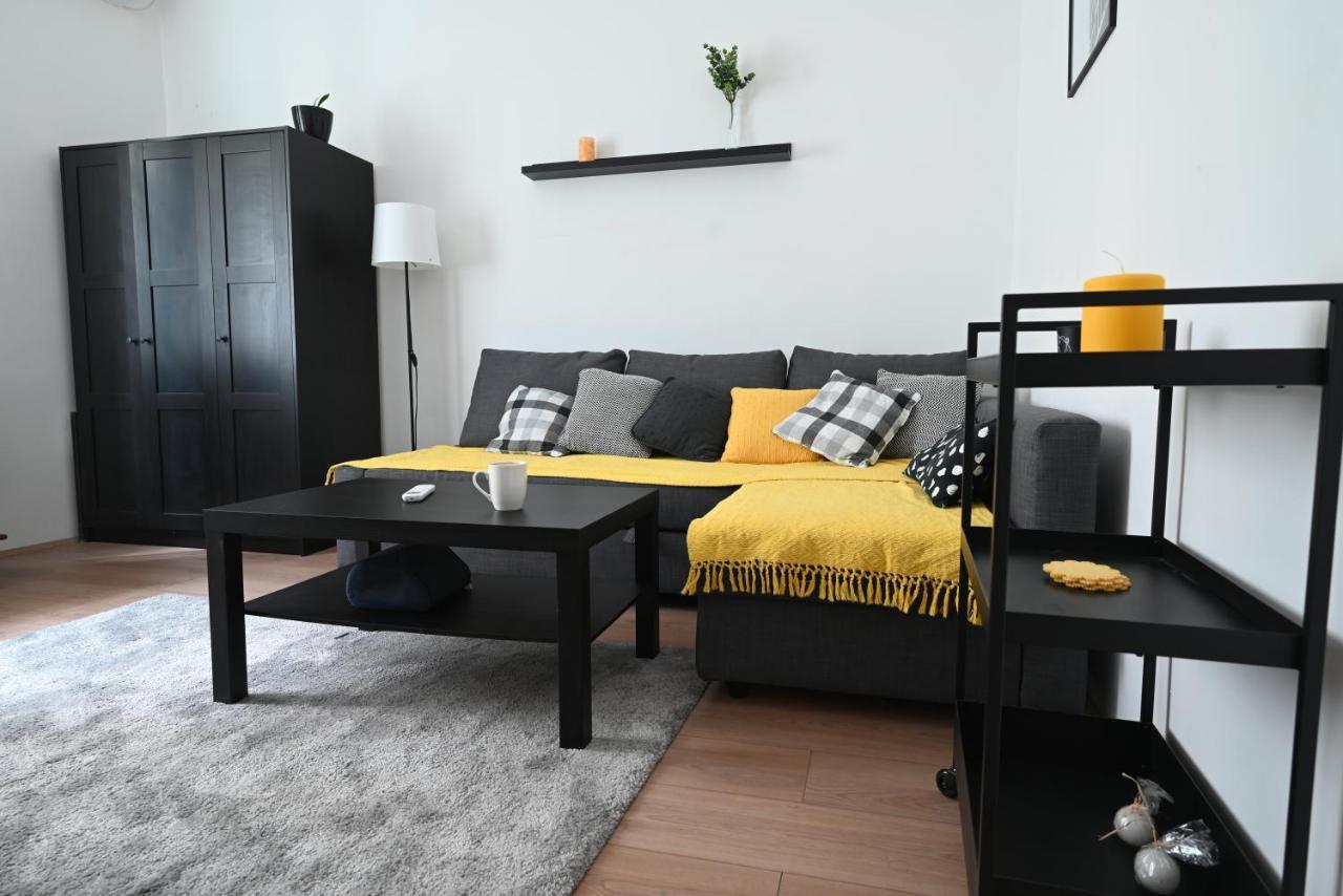 Step Apartments Belgrado Exterior foto